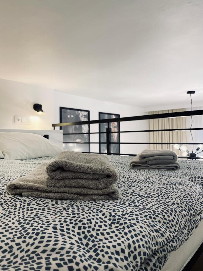 Apartment Premium Jacuzzi For Couples, Old Town Krasków Exteriör bild