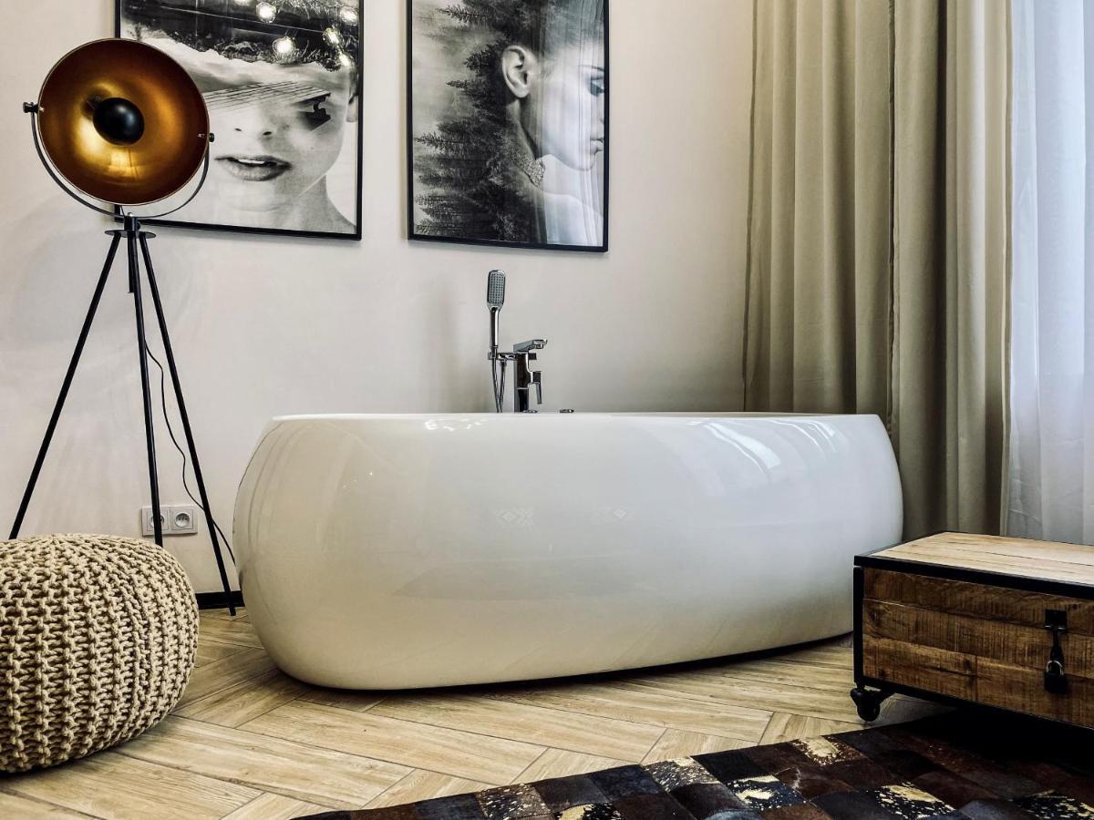Apartment Premium Jacuzzi For Couples, Old Town Krasków Exteriör bild